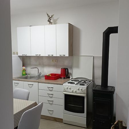 Luce Apartment Kijevo ภายนอก รูปภาพ